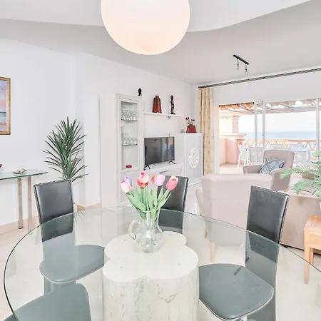Beautiful Penthouse Holiday home *