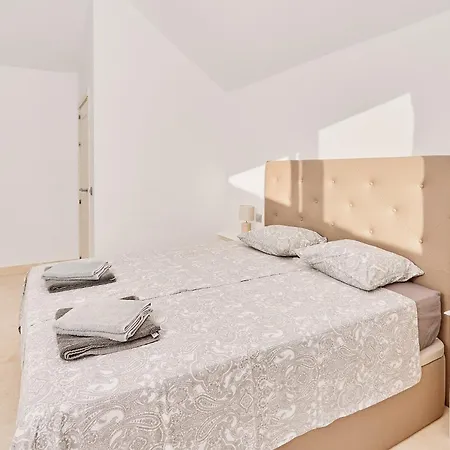 Beautiful Penthouse بيت للعطل